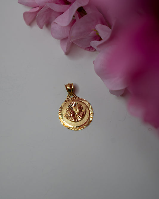 14kt "First Kiss" Pendant