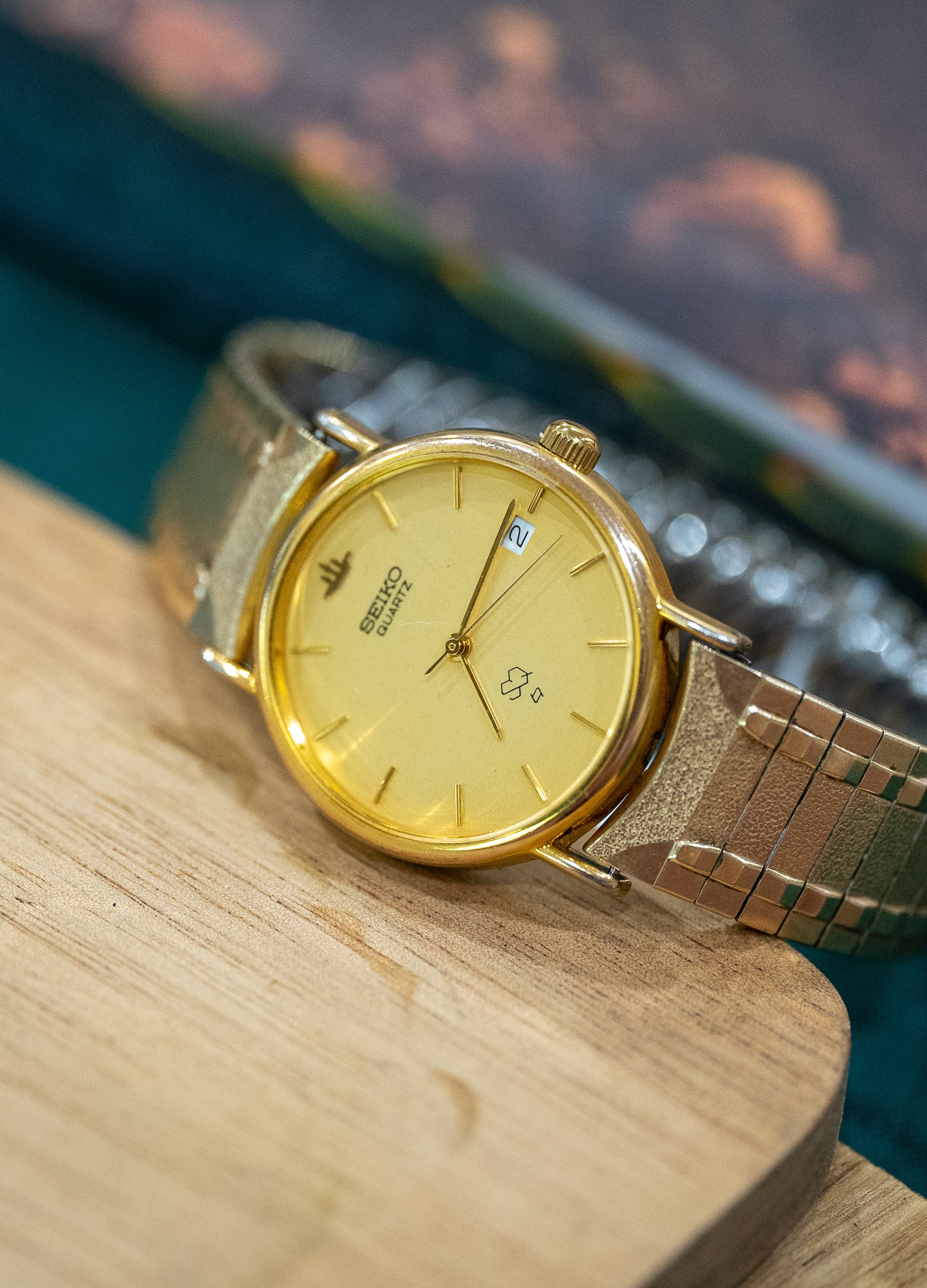 Seiko best sale sq gold