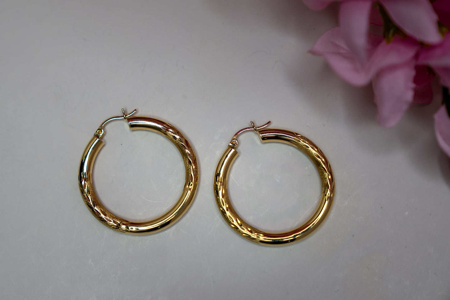 14kt Chunky Hoops